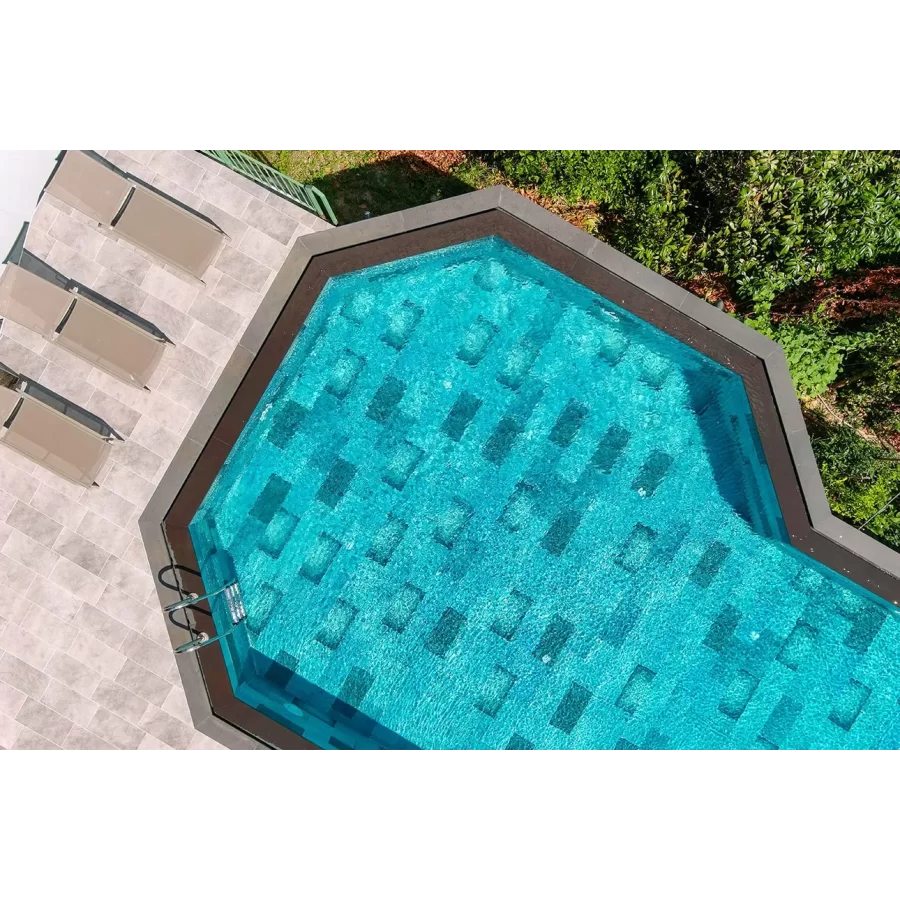 Płytki antypoślizgowe z serii Natura Turkusowy chłód