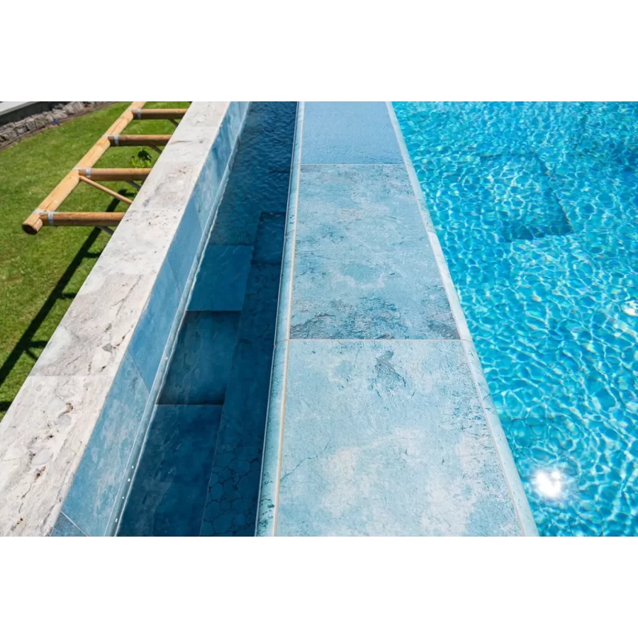 Płytki antypoślizgowe z serii natura serapool .Empool