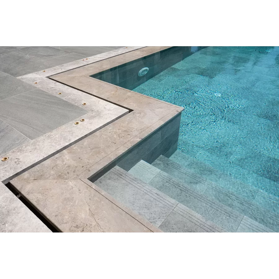 Płytki antypoślizgowe z serii Natura Antyczna szara