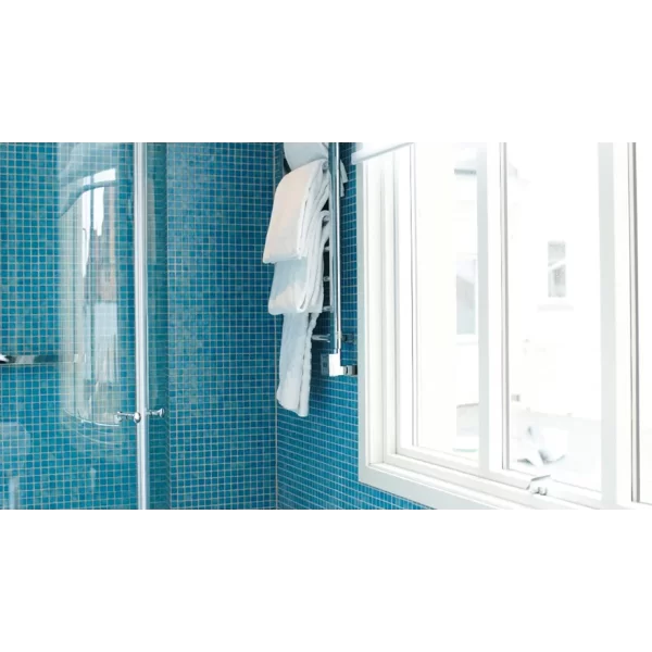 Mozaika basenowa / spa seria Niebla kolor 2508-A odcienie błękitu i niebieskiego Ezarri antypoślizgowa