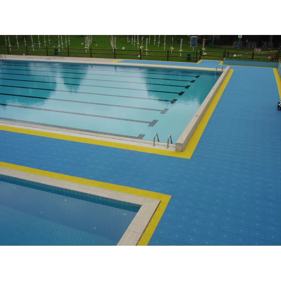 Podłoga /Mata antypoślizgowa do szatni basenowej kolor Wenge